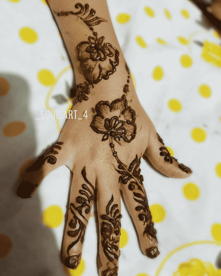 Magnificent Girls Henna Design