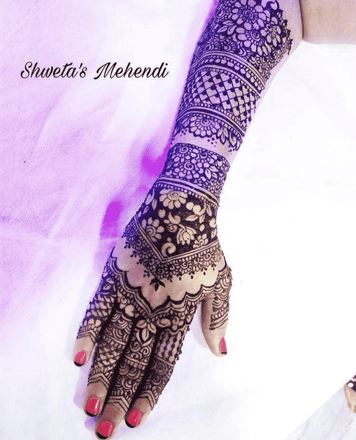 Nice Girls Henna Design