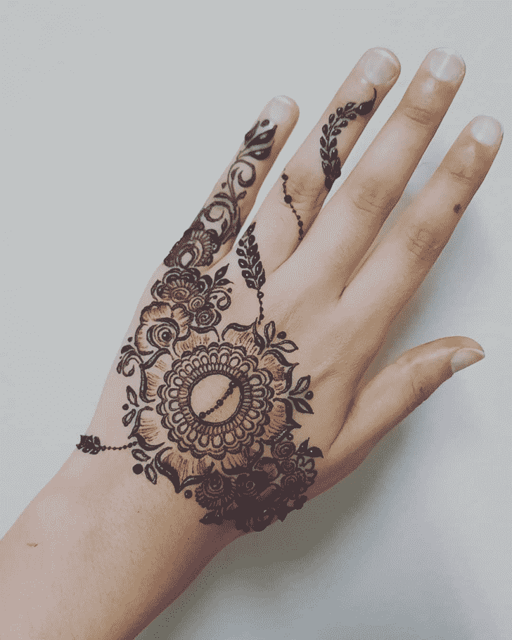 Refined Girls Henna Design