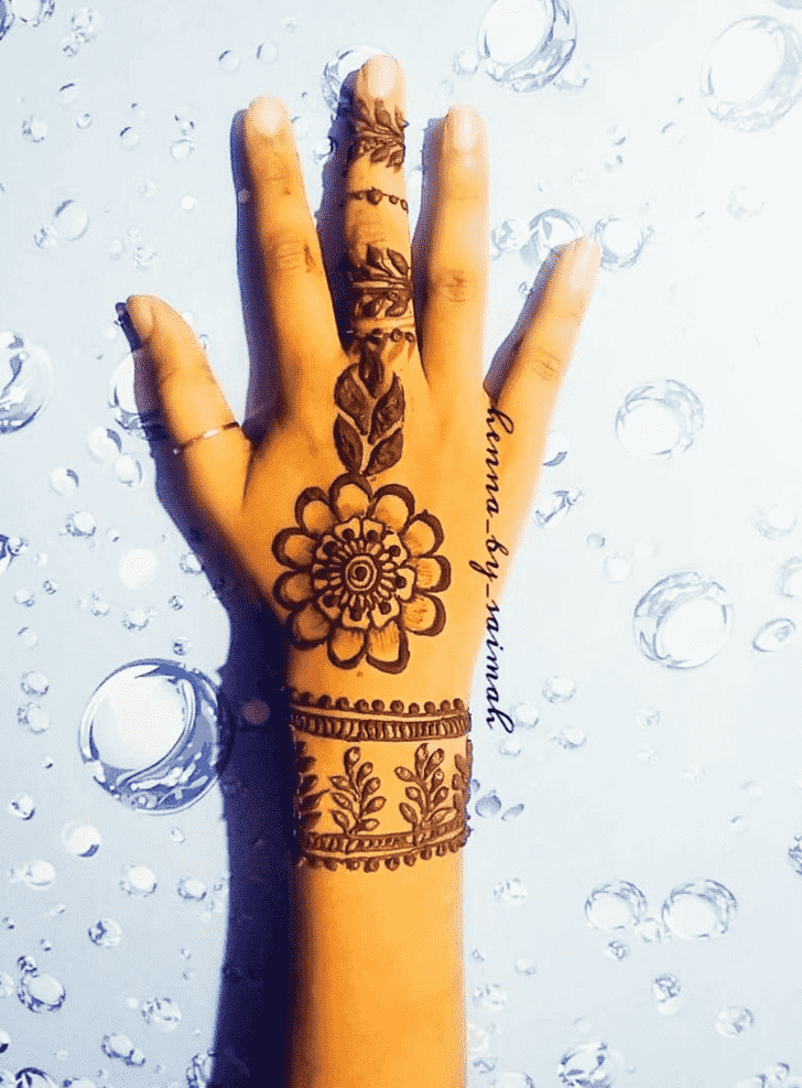 Wonderful Girls Mehndi Design