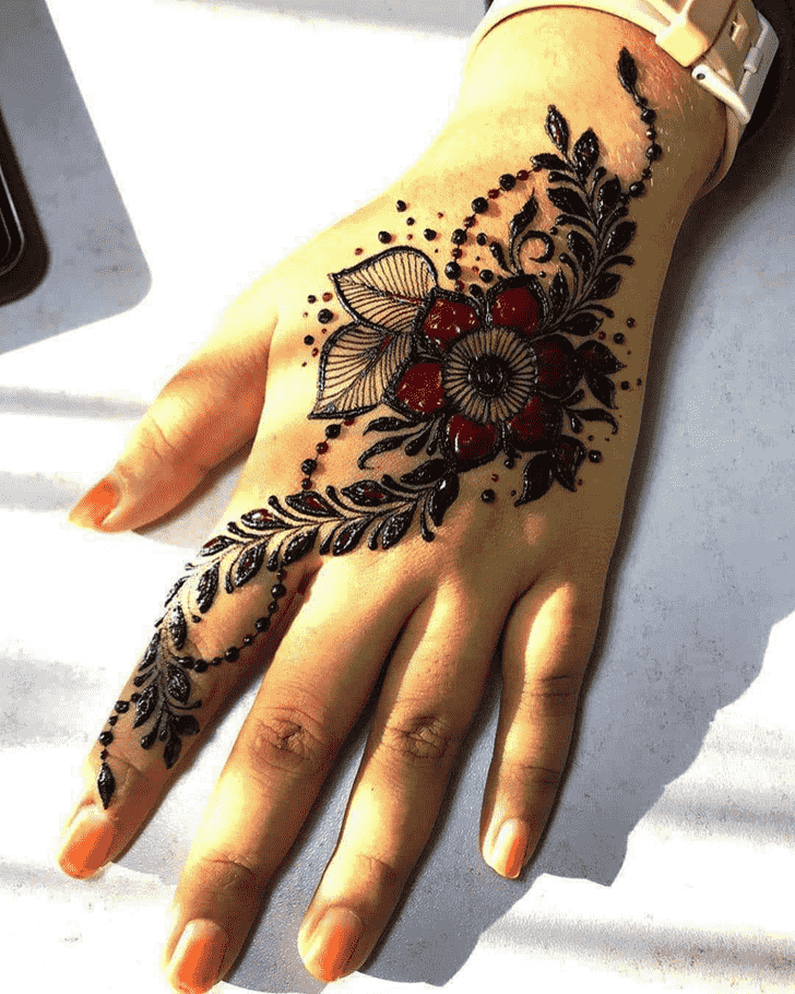 Wonderful Glitter Mehndi Design