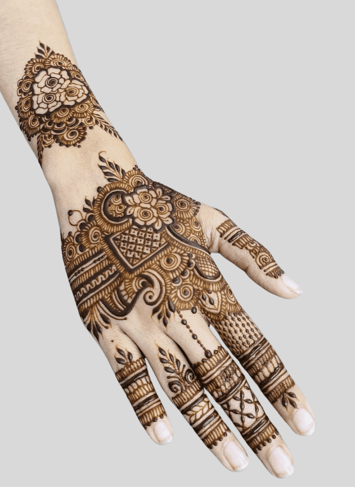 Bewitching Glow Henna Design