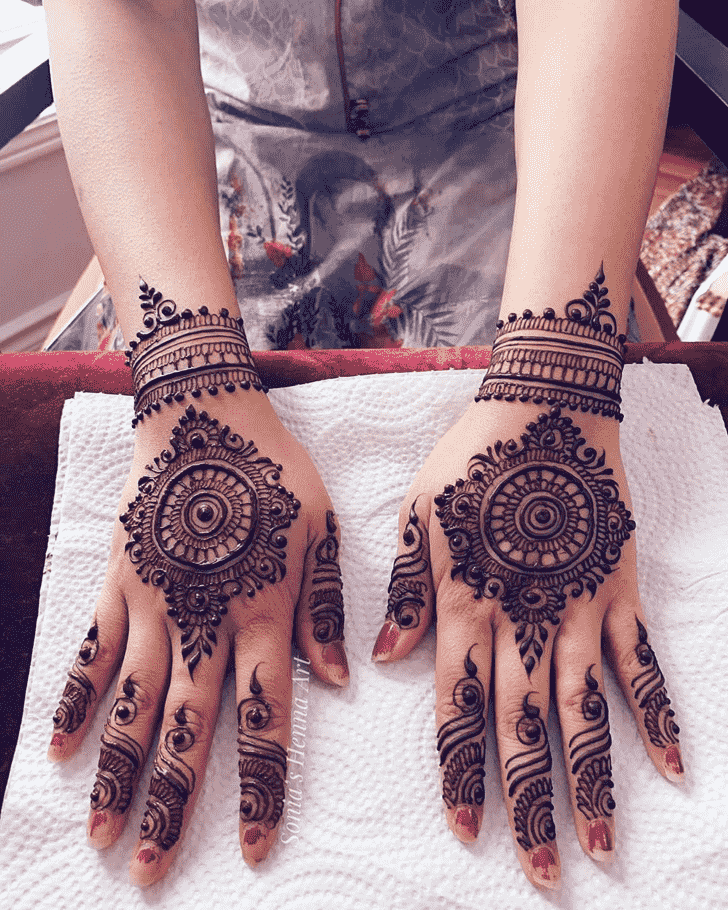 Pretty Gol Tikki Henna Design