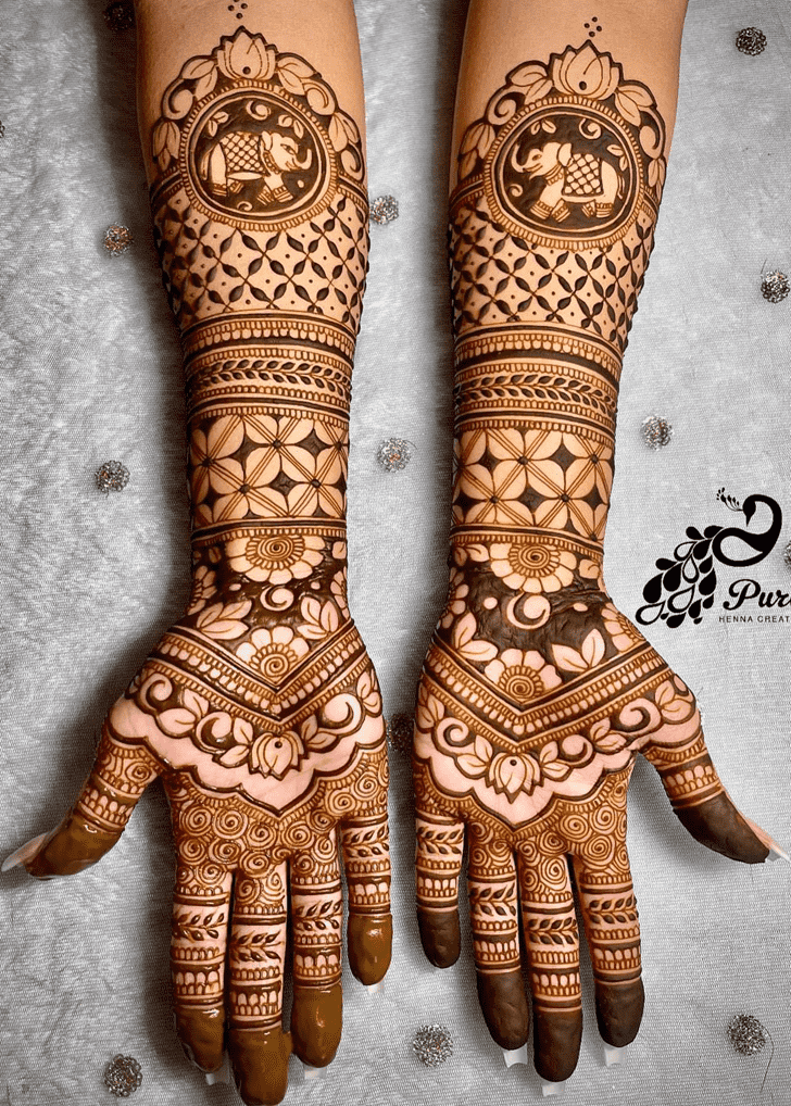 Appealing Graceful Henna Design