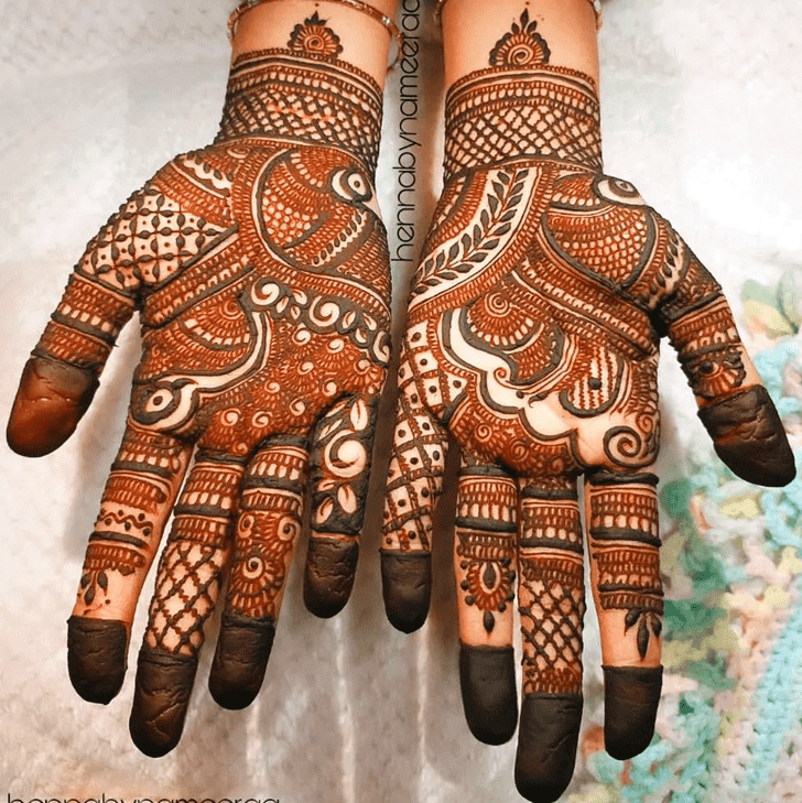 Arm Graceful Henna Design