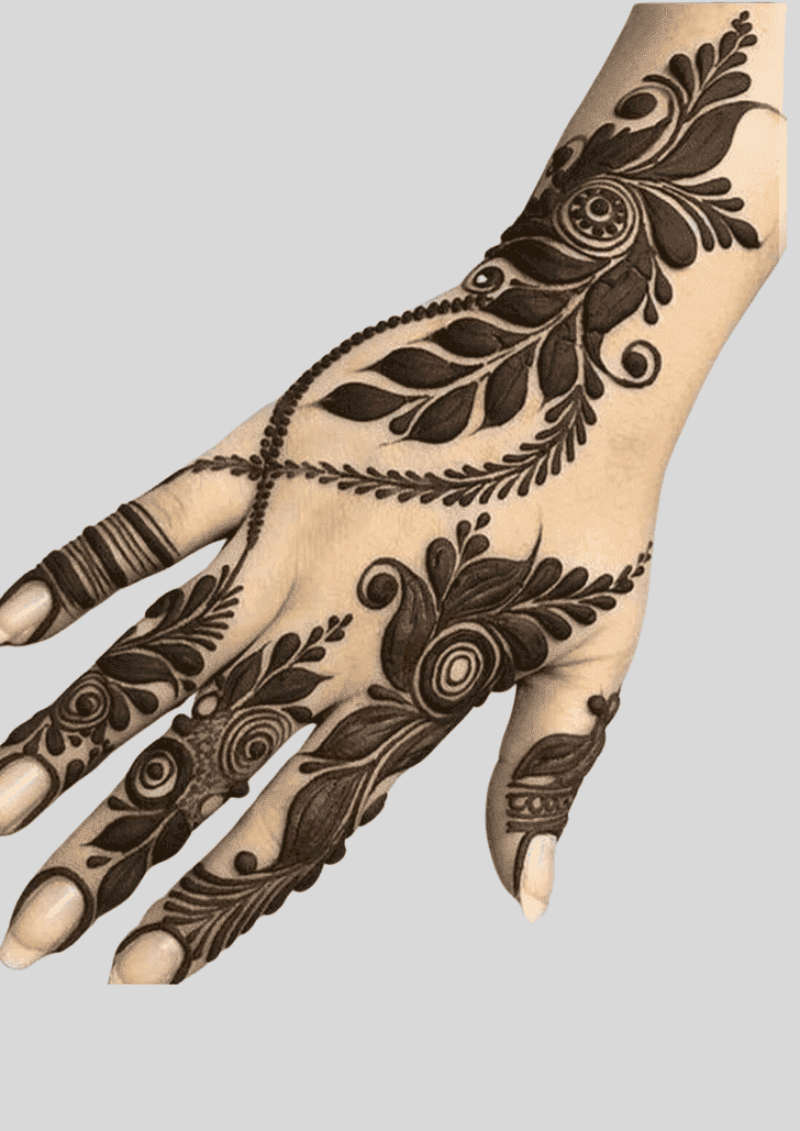 Enticing Green Henna Design