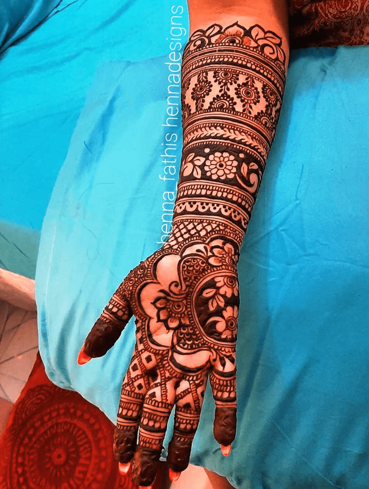 Arm Gujarati Henna Design