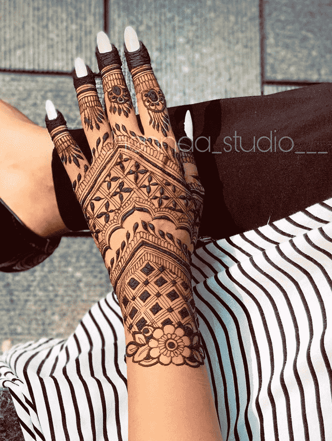 Fair Gujranwala Henna Design