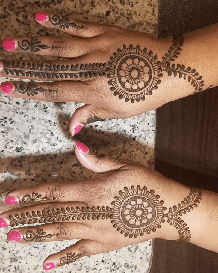 Magnetic Gulf Henna Design