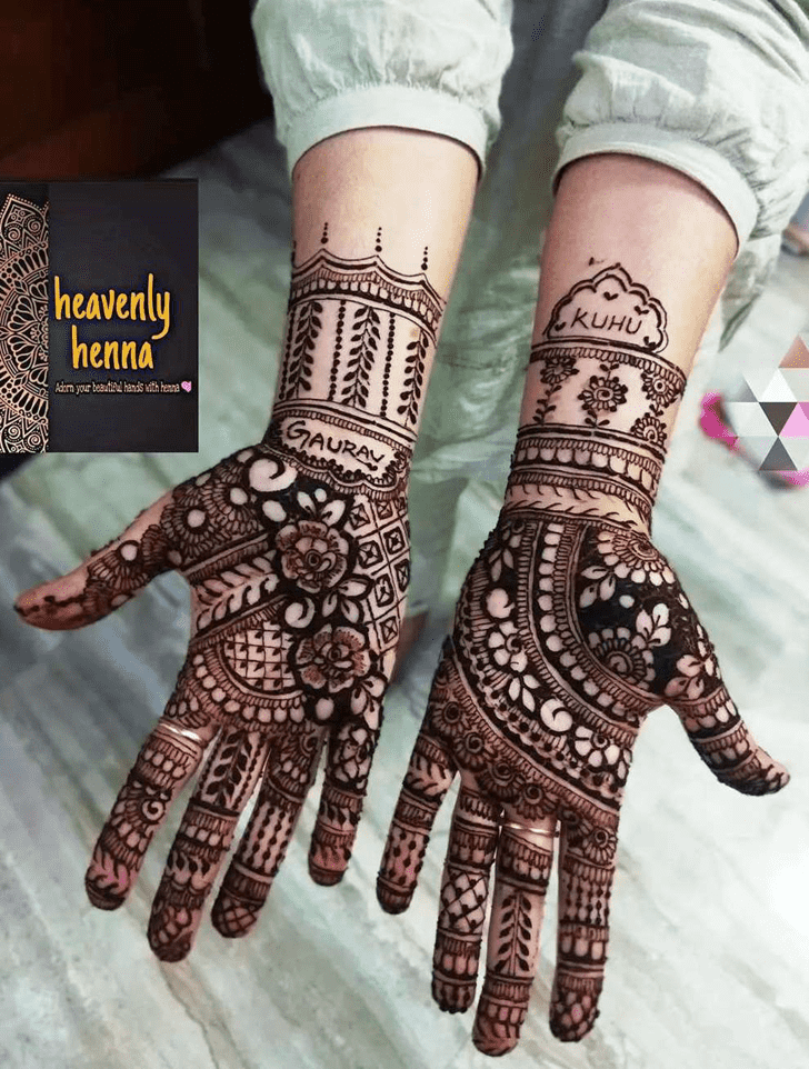 Fascinating Gulmarg Henna Design