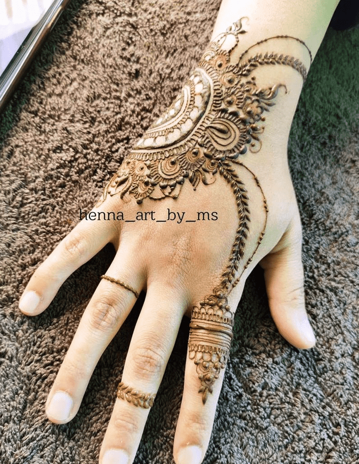 Magnetic Gulmarg Henna Design