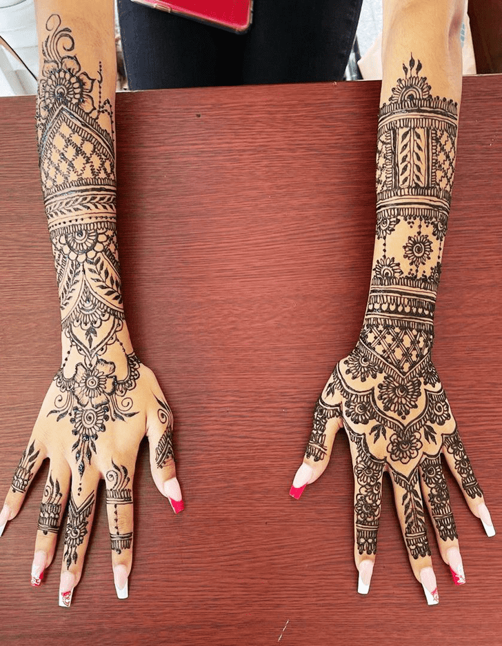 Superb Gulmarg Henna Design