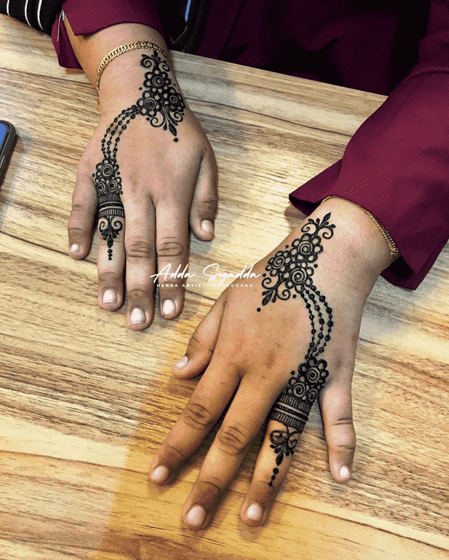 Ideal Gurgaon Henna Design