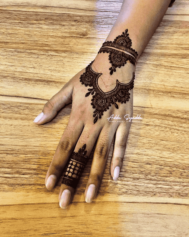 Magnetic Gurgaon Henna Design