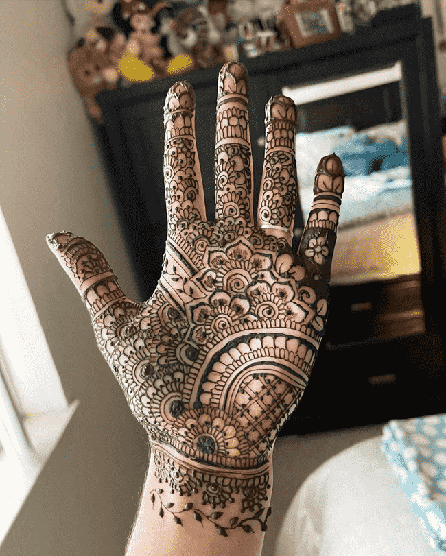 Splendid Gurgaon Henna Design