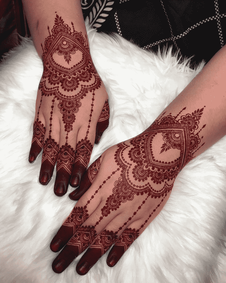 Grand Gurugram Henna Design