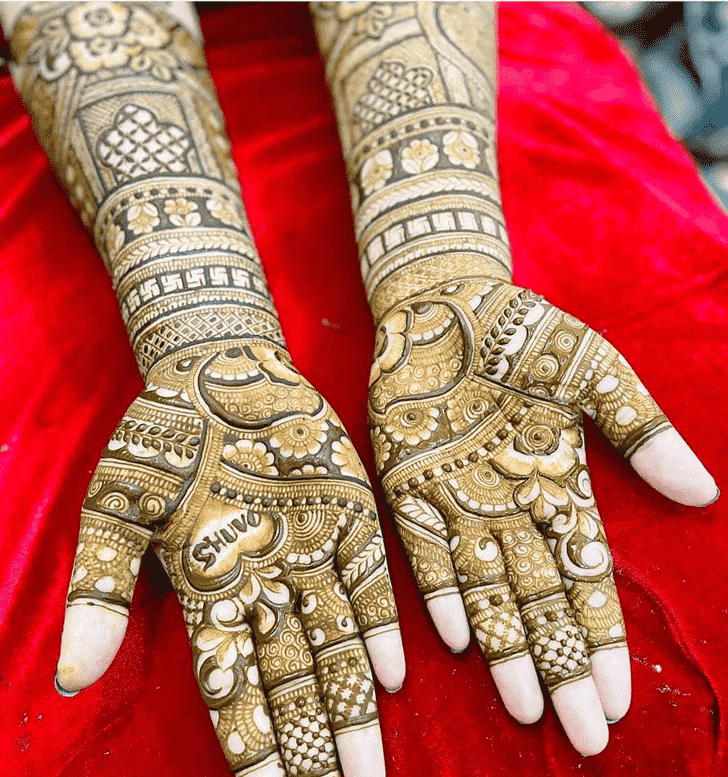 Pretty Gurugram Henna Design