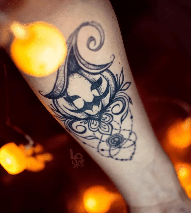 Admirable Halloween Mehndi Design