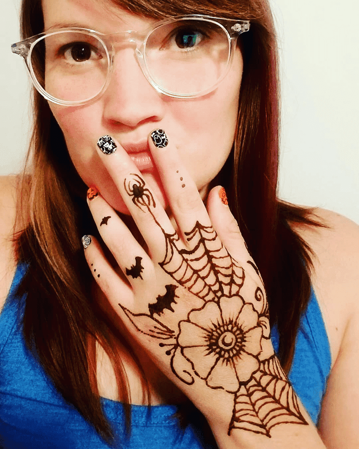 Exquisite Halloween Mehndi Design