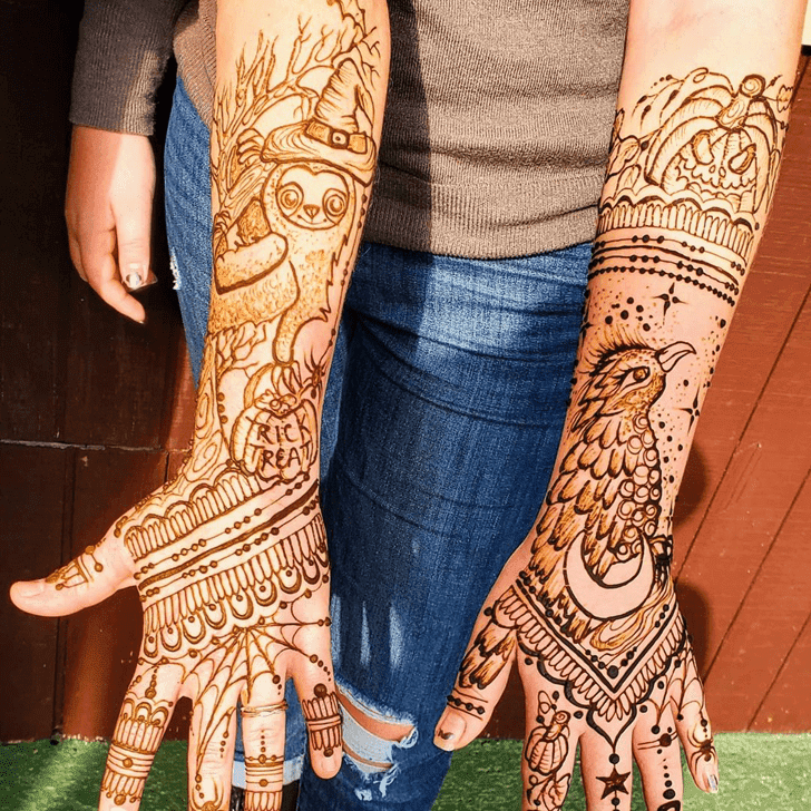 Good Looking Halloween Henna Design