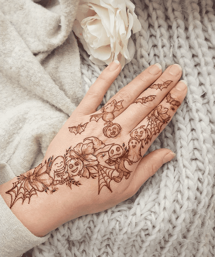 Marvelous Halloween Henna Design