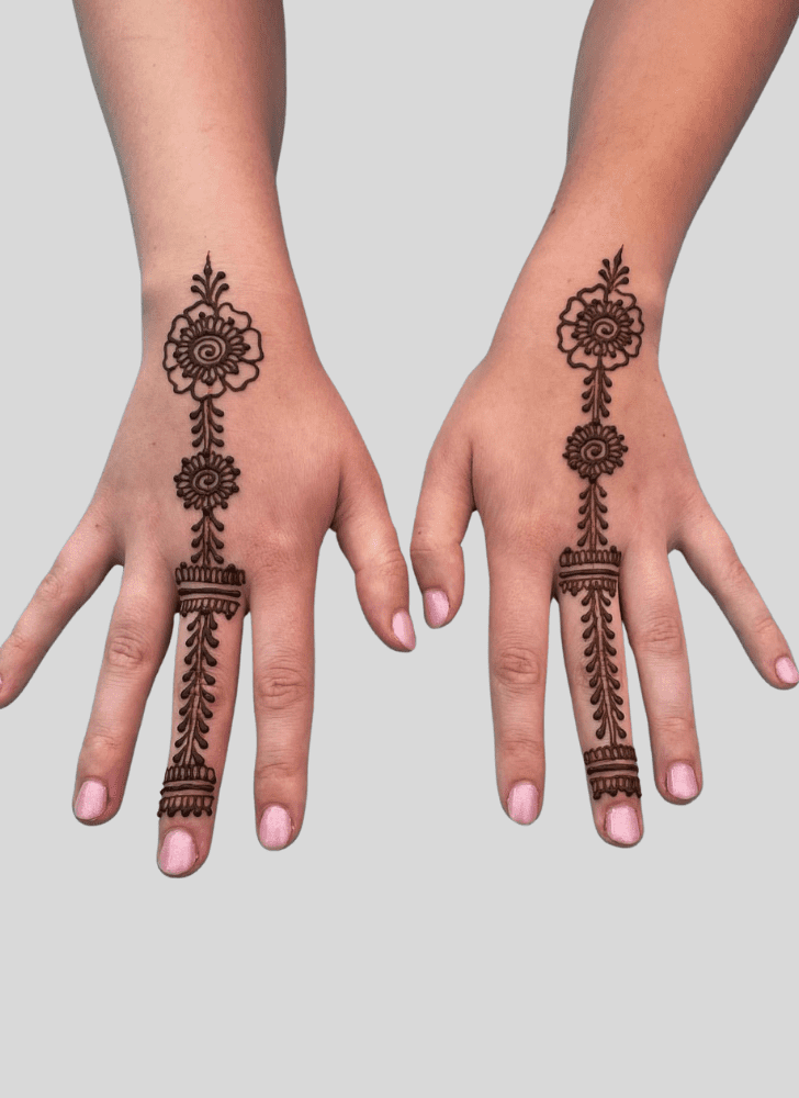 Elegant Hand Finger Mehndi Design