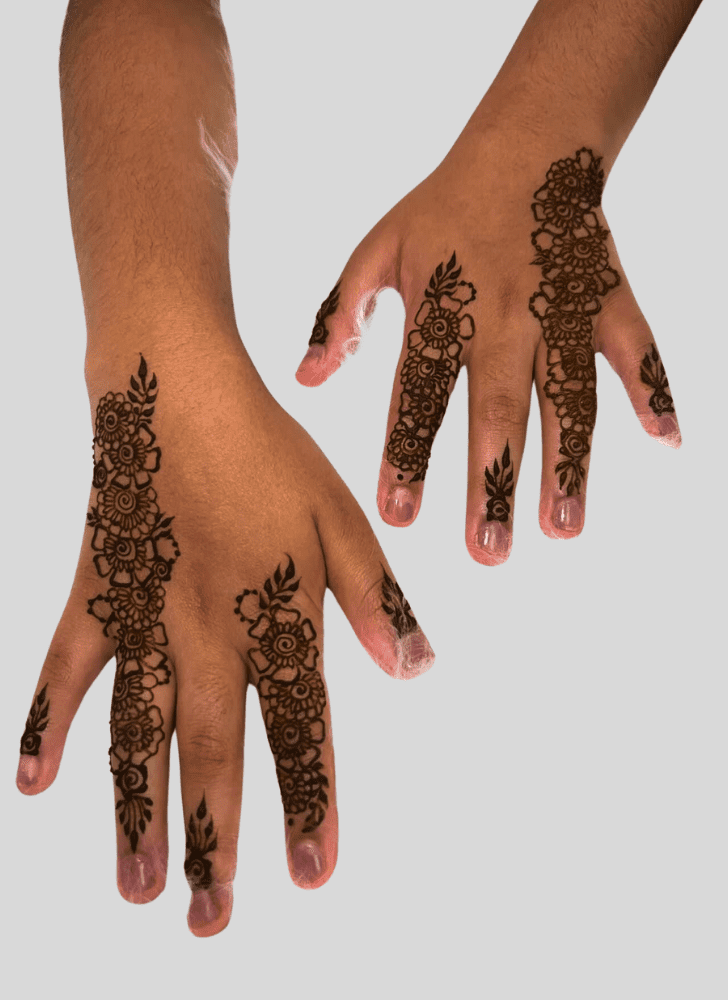 Good Looking Hand Finger Mehndi Design