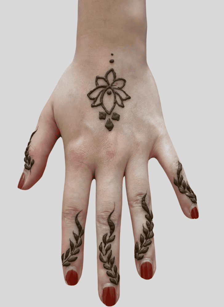 Stunning Hand Finger Mehndi Design