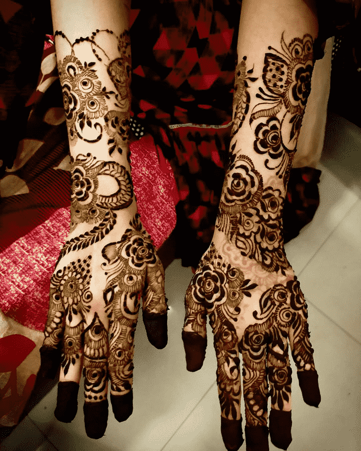 Classy Hand Henna Design
