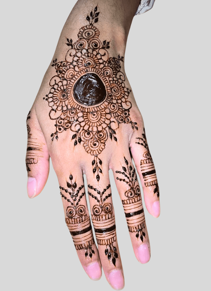 Ravishing Hard Henna Design