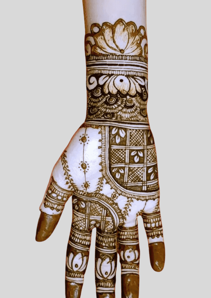 Refined Hariyali Teej 2023 Henna Design