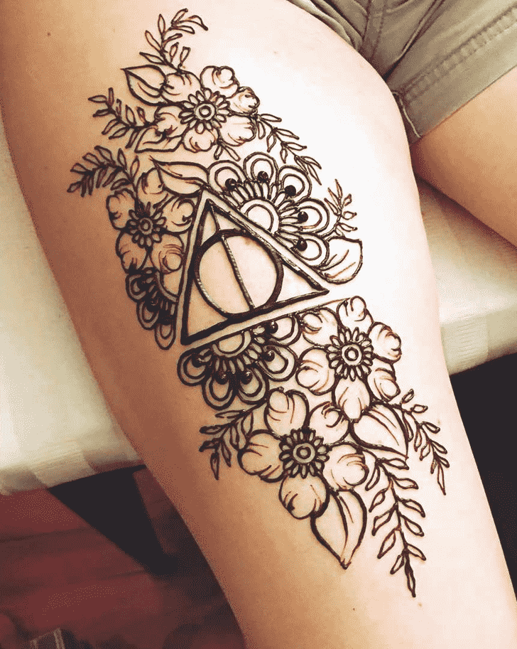 Wonderful Harry Potter Mehndi Design