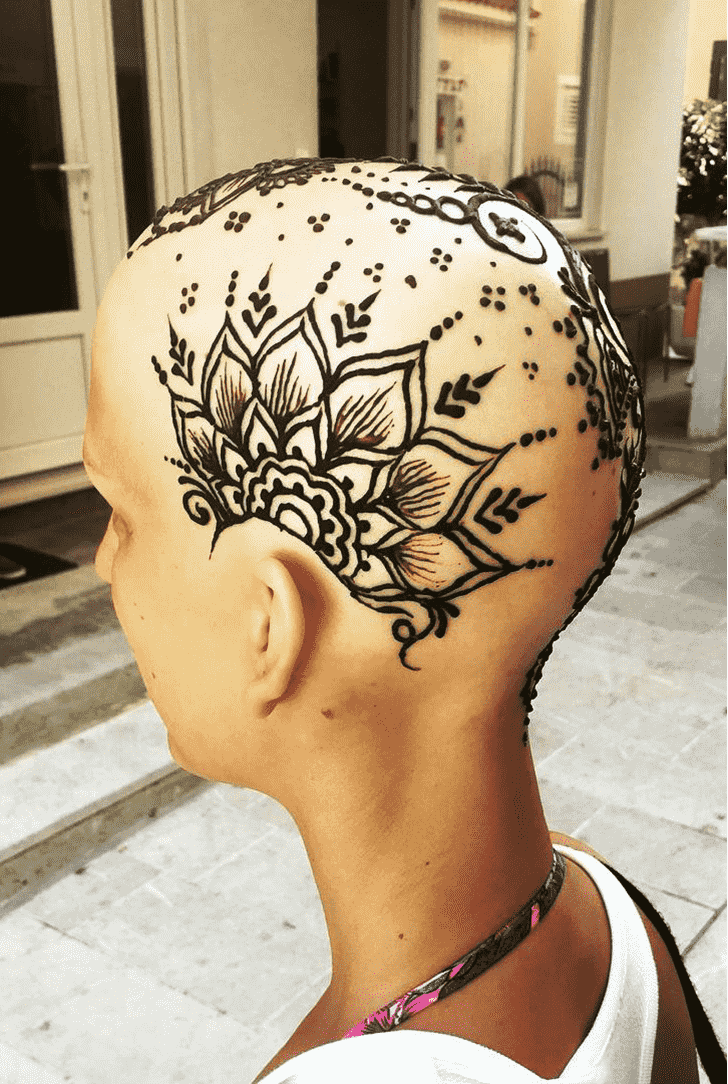 Radiant Head Henna design