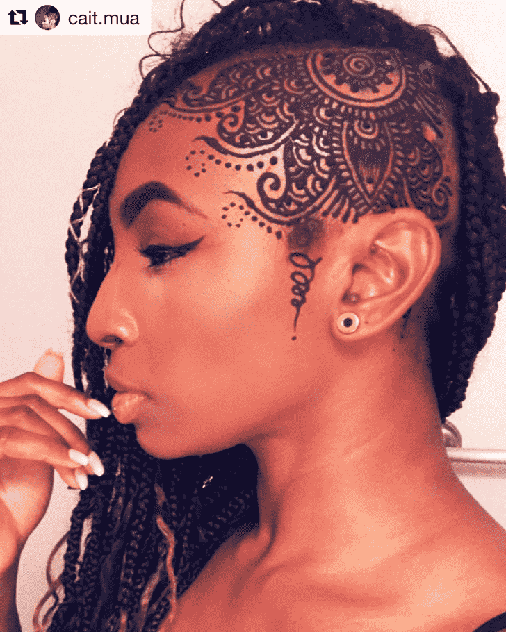 Splendid Head Henna design