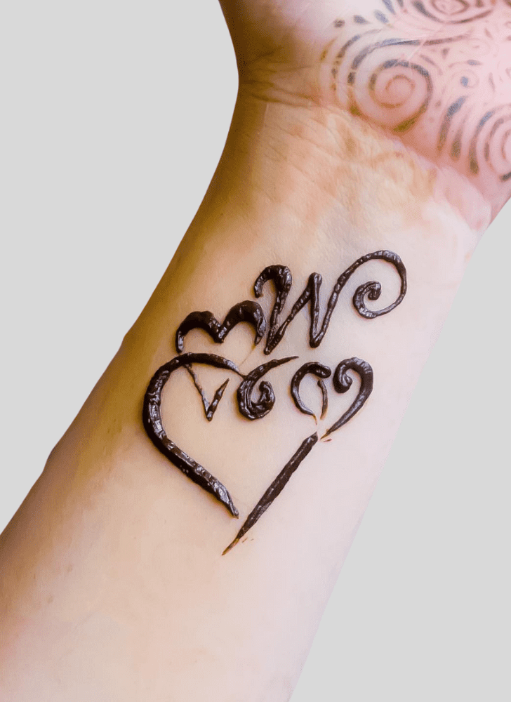 Pretty Heart Henna Design