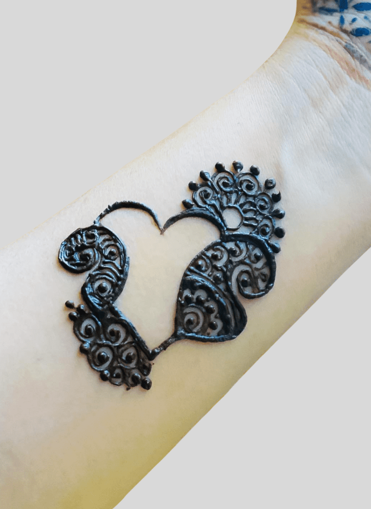 Radiant Heart Henna Design