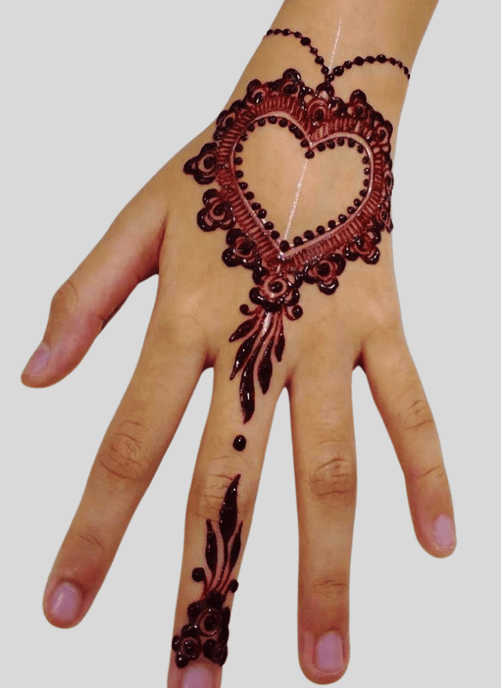 Splendid Heart Henna Design