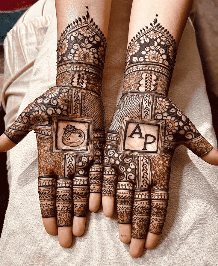 Delightful Heavy Henna Design