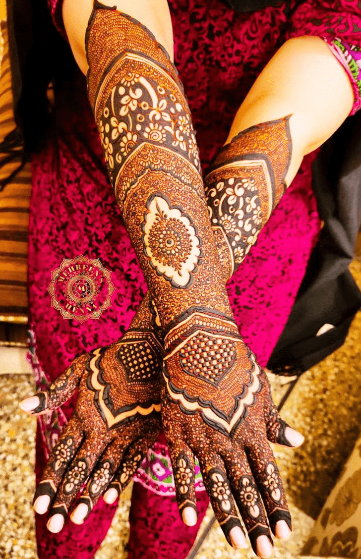 Enticing Heavy Henna Design