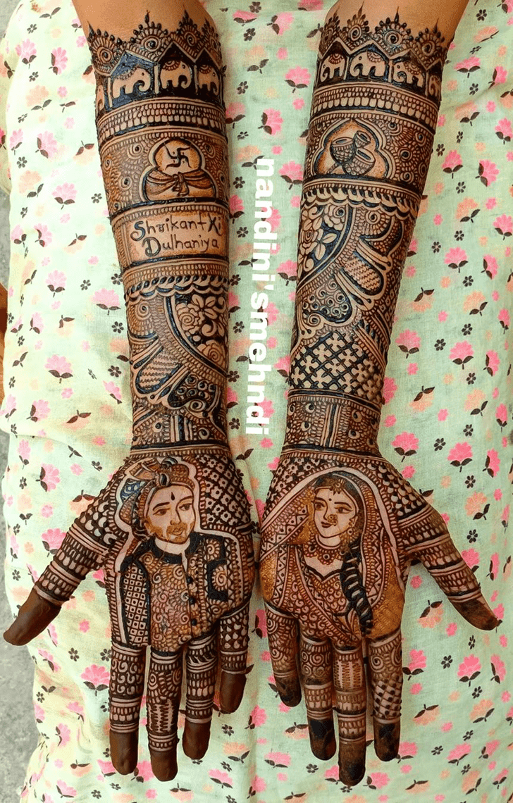 Pleasing Heavy Henna Design