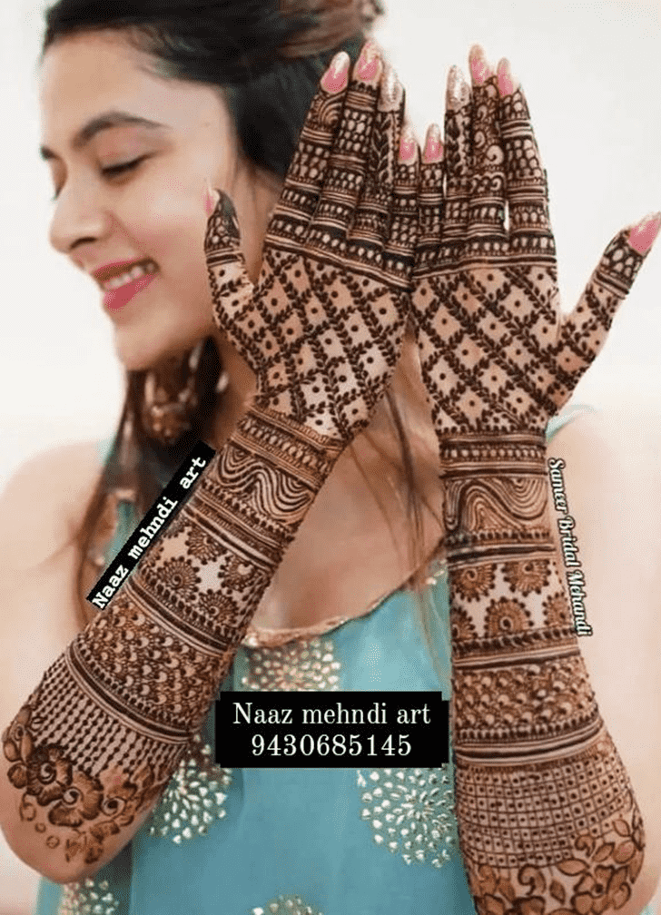 Refined Heavy Henna Design