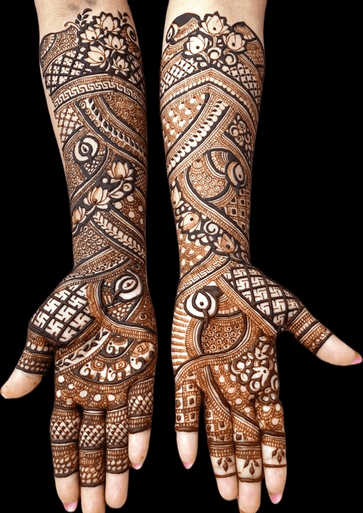 Splendid Heavy Henna Design