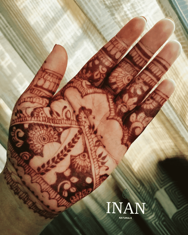 Fetching Henna Design