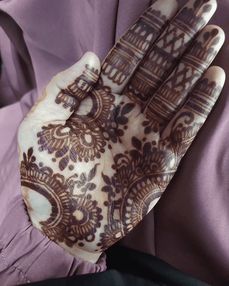 Good Looking Henna Design