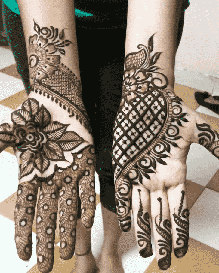 Alluring Holi Henna Design