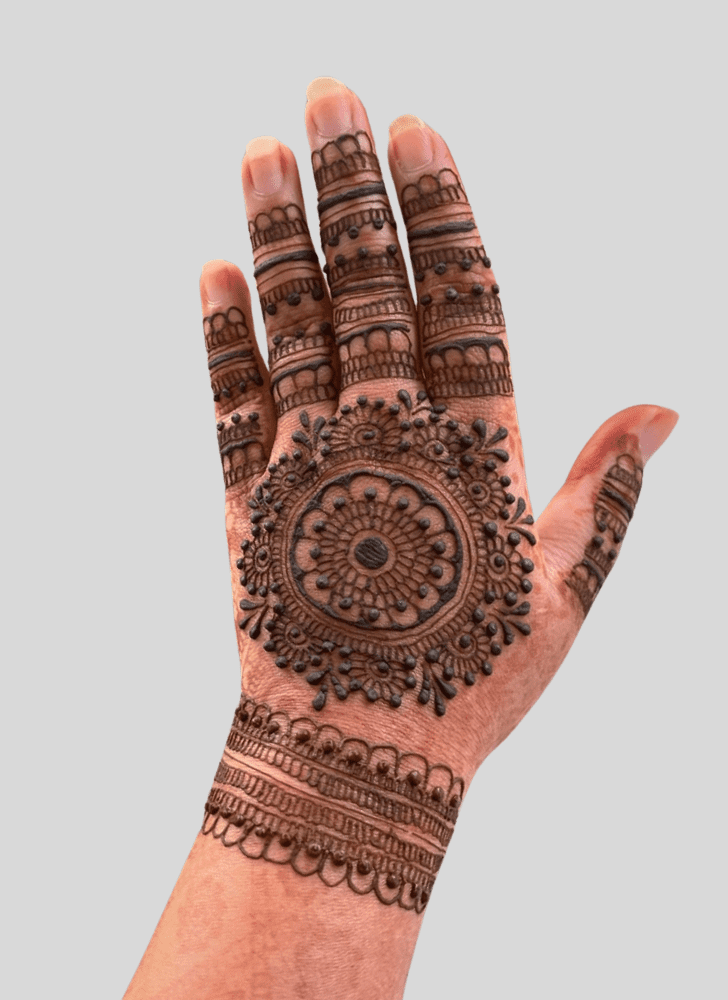 Elegant Holiday Henna Design