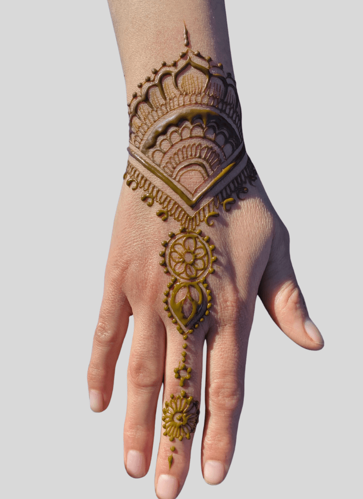 Pleasing Holiday Henna Design