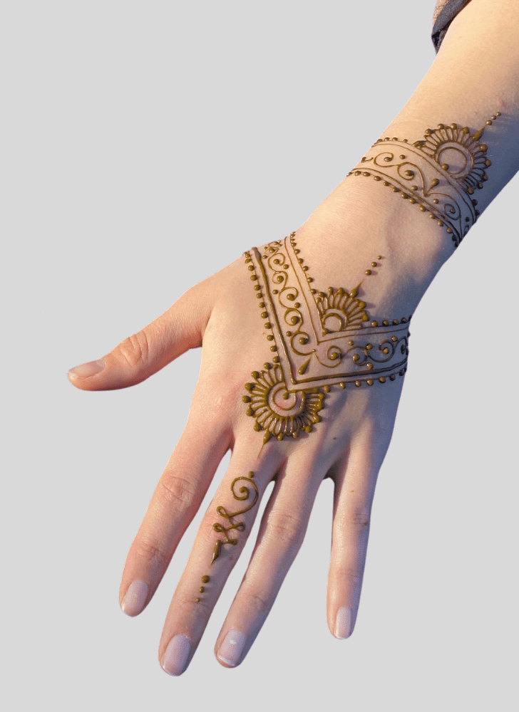 Resplendent Holiday Henna Design