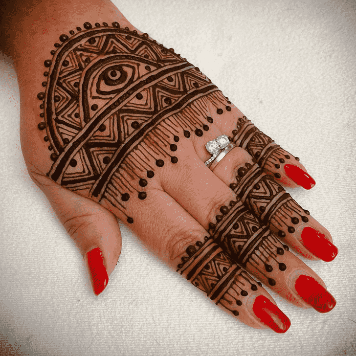 Enthralling Hollywood Henna Design