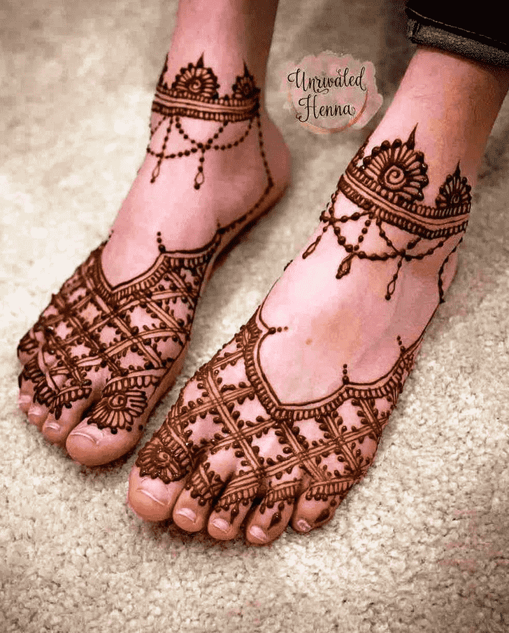 Ideal Hollywood Henna Design